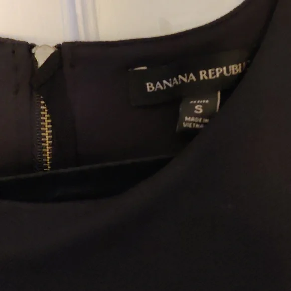 Banana republic Black knit crepe dress - Picture 3 of 4
